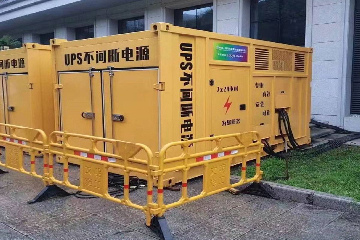 秦安发电机租赁施工现场